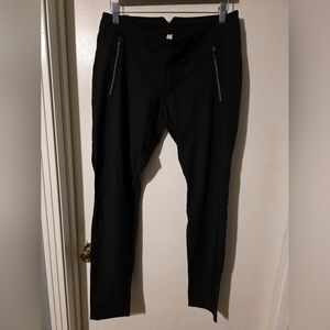 Black Lululemon Athletica Size 10 Workout Pants